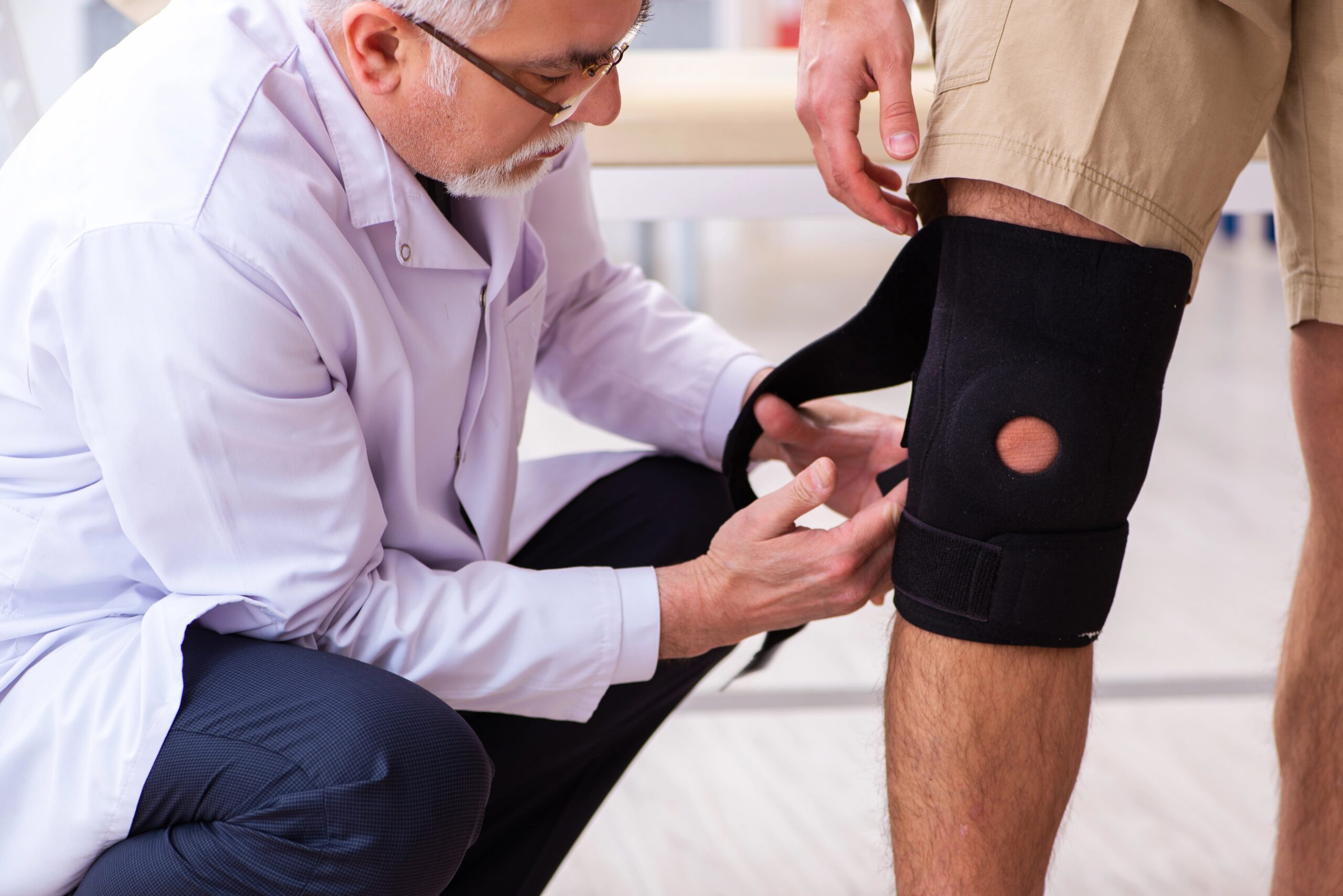 Everything You Need to Know About Total Knee Replacement Abroad